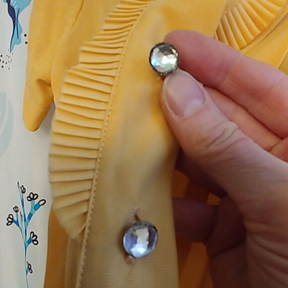 Vintage 60s Yellow Blouse With Rhinestone Buttons - Picture 6 of 8